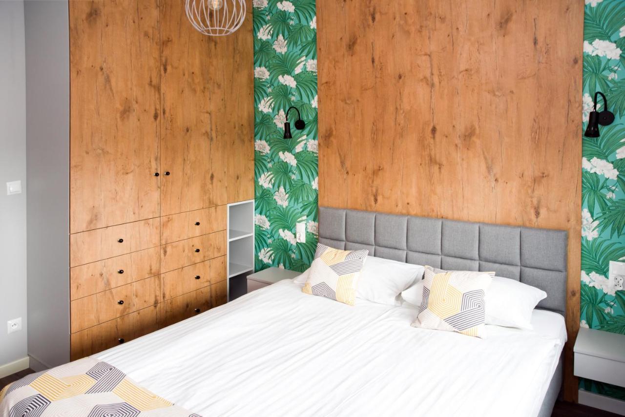 Hotel 107 รูเมีย ภายนอก รูปภาพ